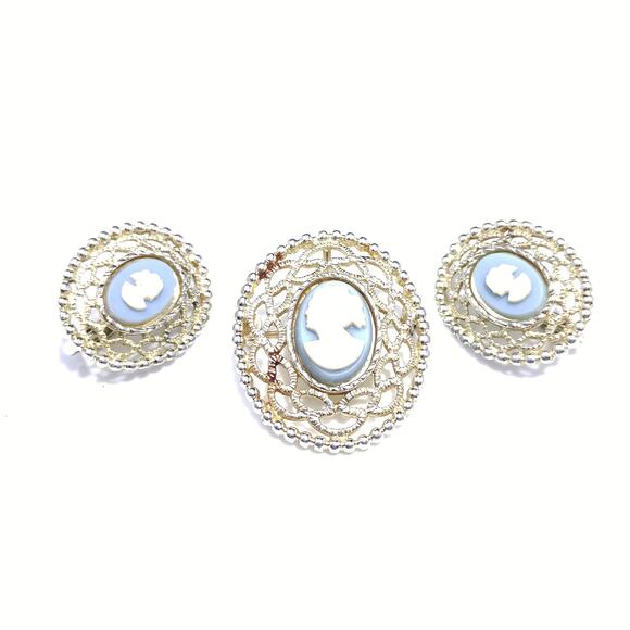 Vintage Sarah Coventry Cameo Brooch Earrings Set, 1970s - Picture 2 of 10